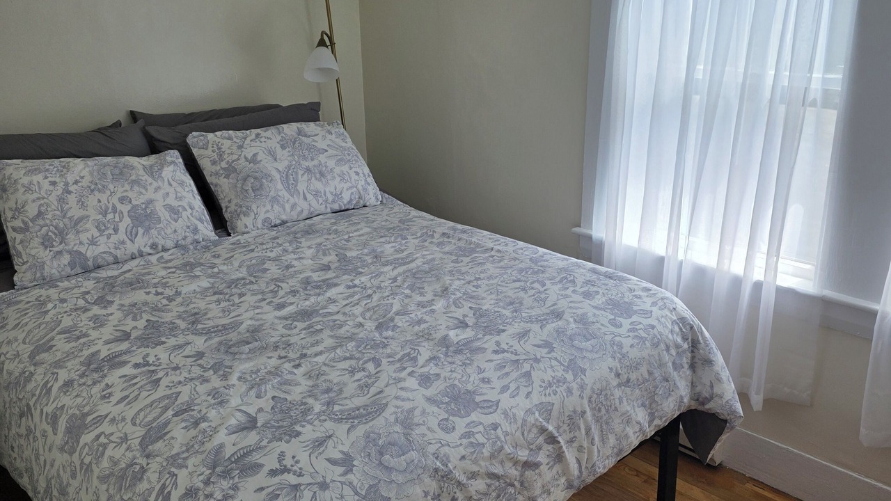 Photo of Bedroom in Marblehead