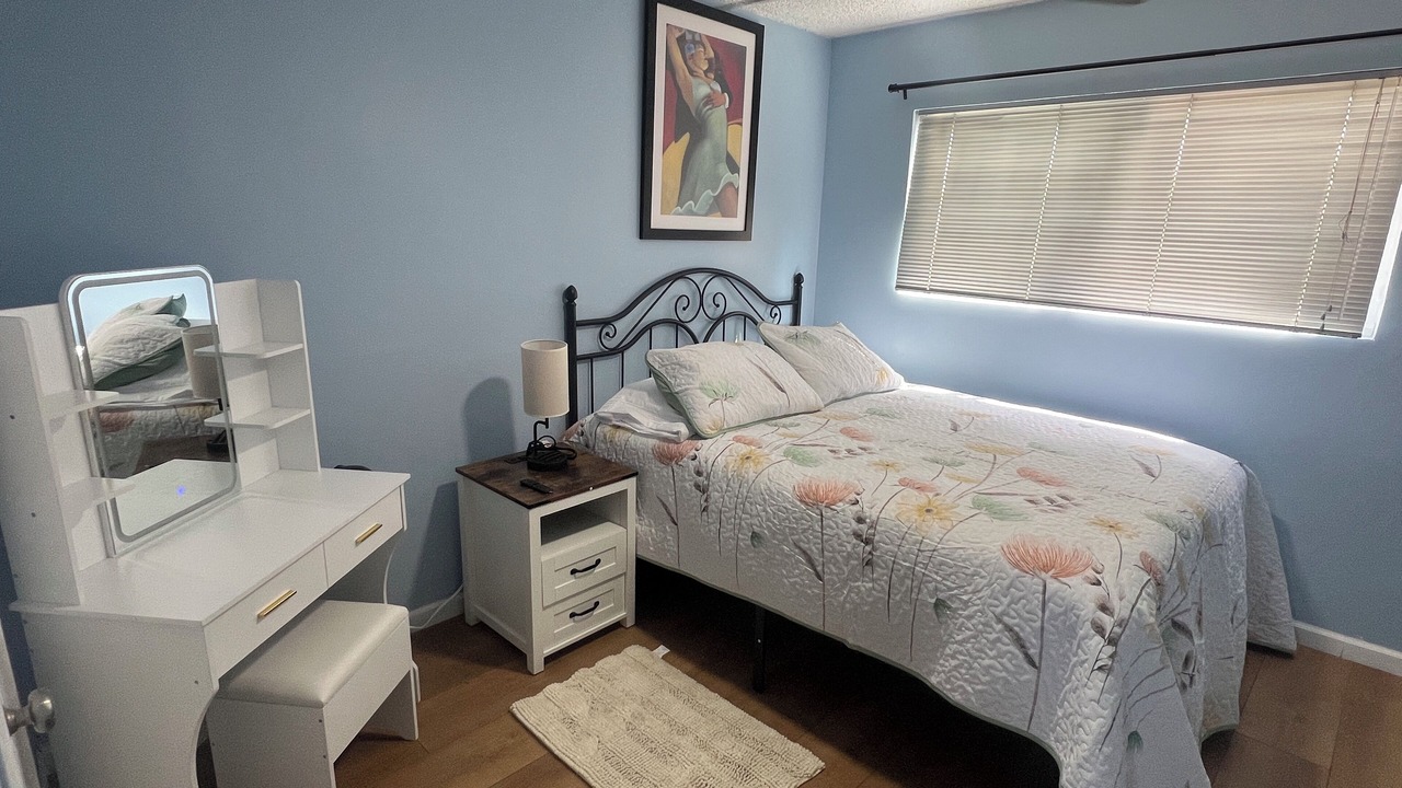 Photo of Bedroom in South Gate