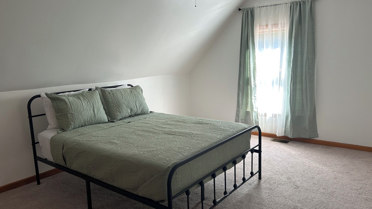 Photo of Bedroom in Oxford