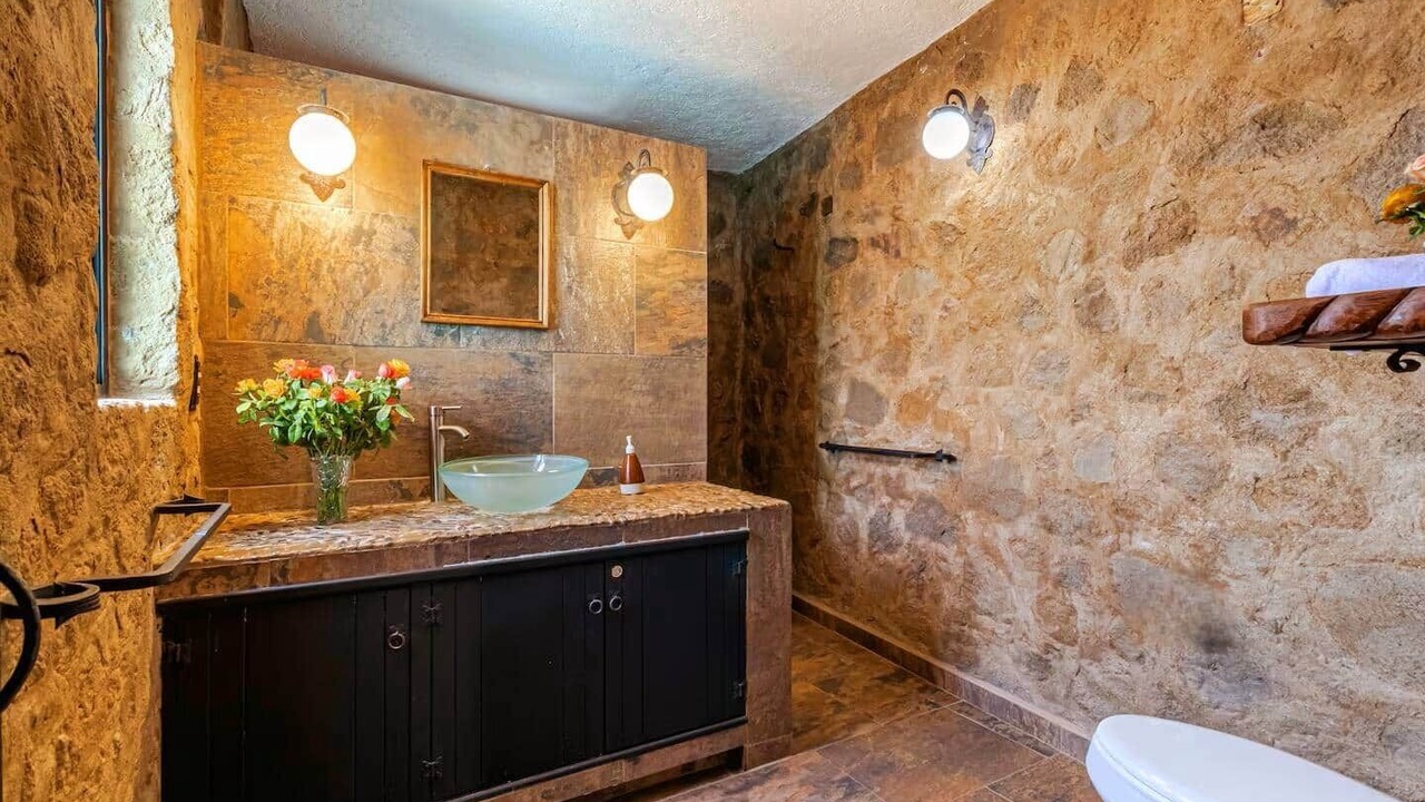 Photo of Bathroom in Tlaltenango