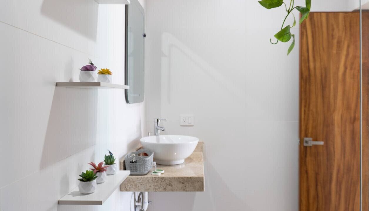 Photo of Bathroom in Balcones de Loma Linda