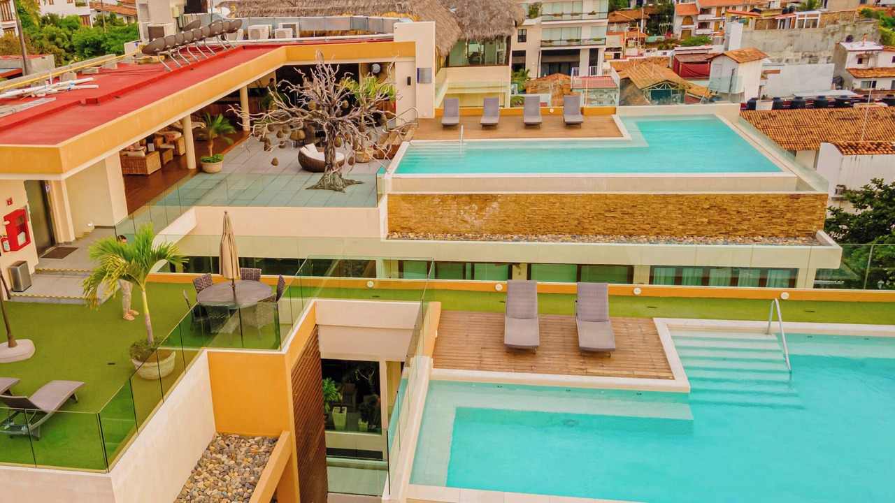 Photo of Outdoor in Romantic Zone