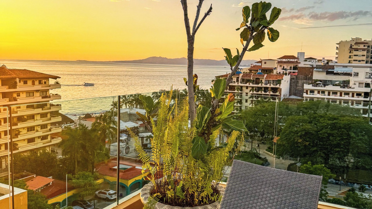 Photo of Outdoor in Romantic Zone