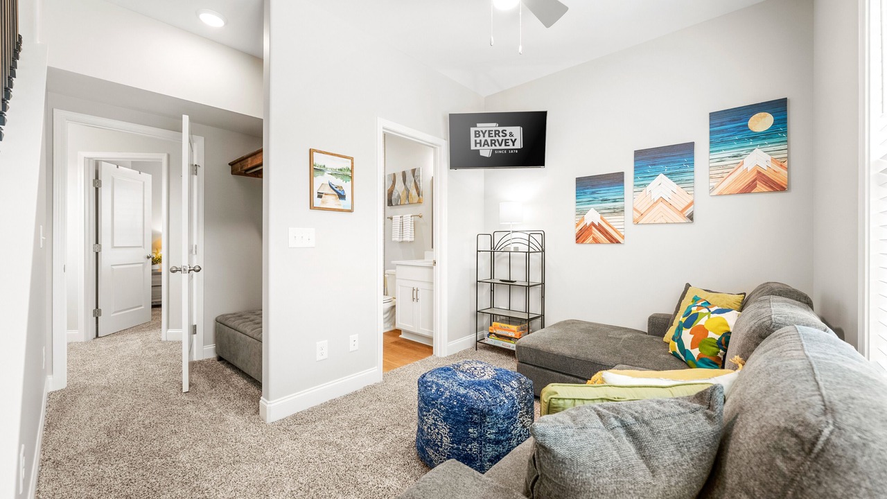 Photo of Livingroom in Clarksville