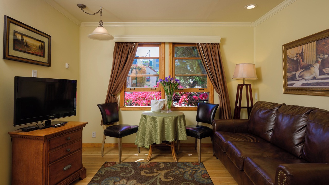 Photo of Livingroom in Marina District