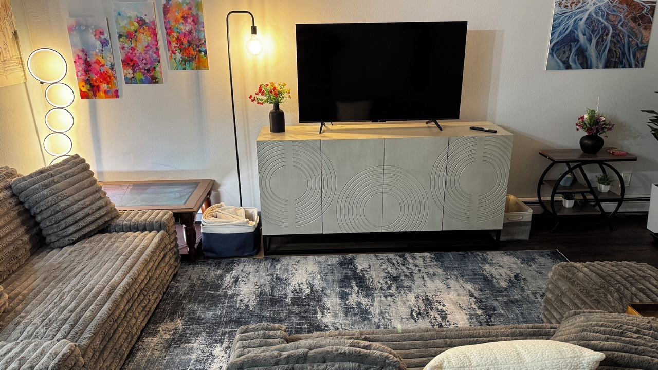 Photo of Livingroom in Abbott Loop