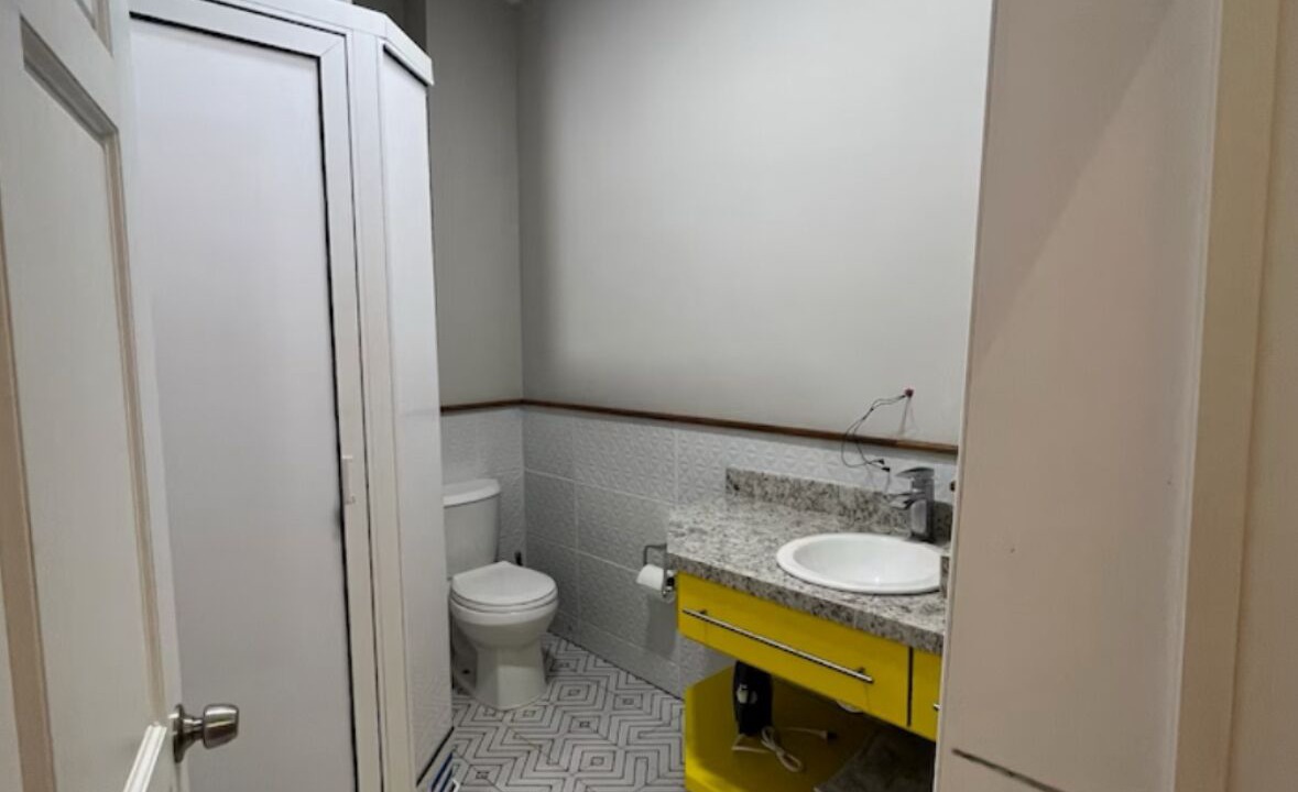 Photo of Bathroom in Doctores