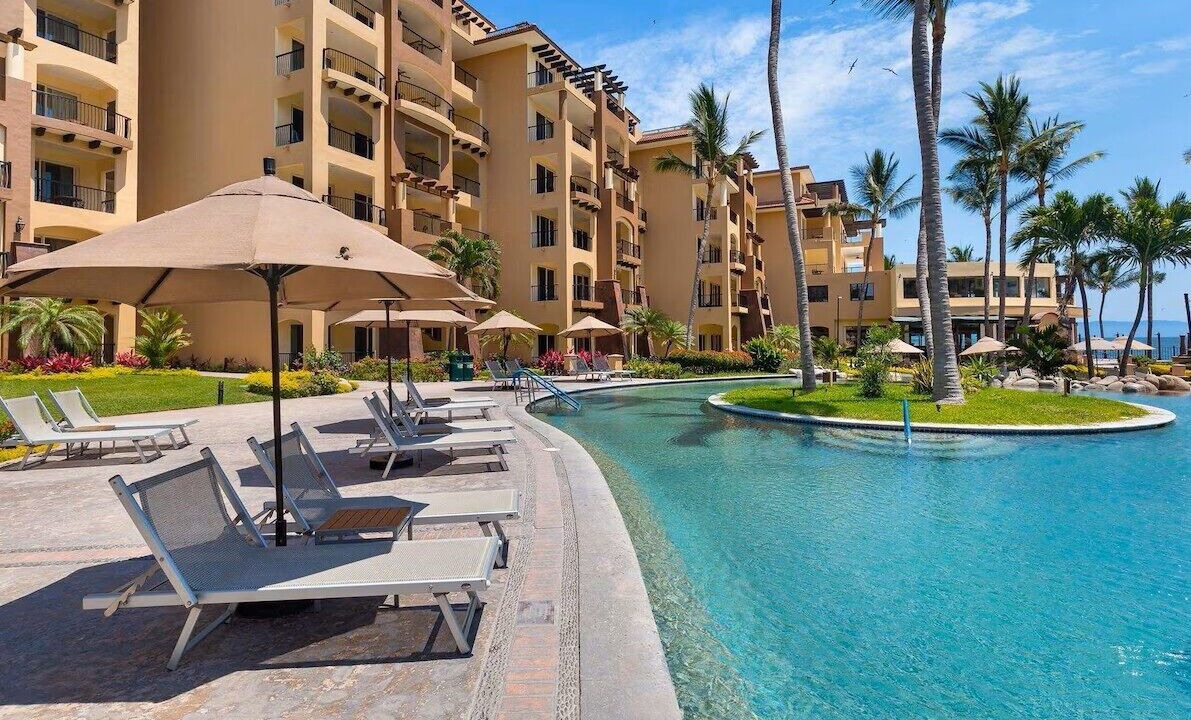 Photo of Outdoor in Flamingos