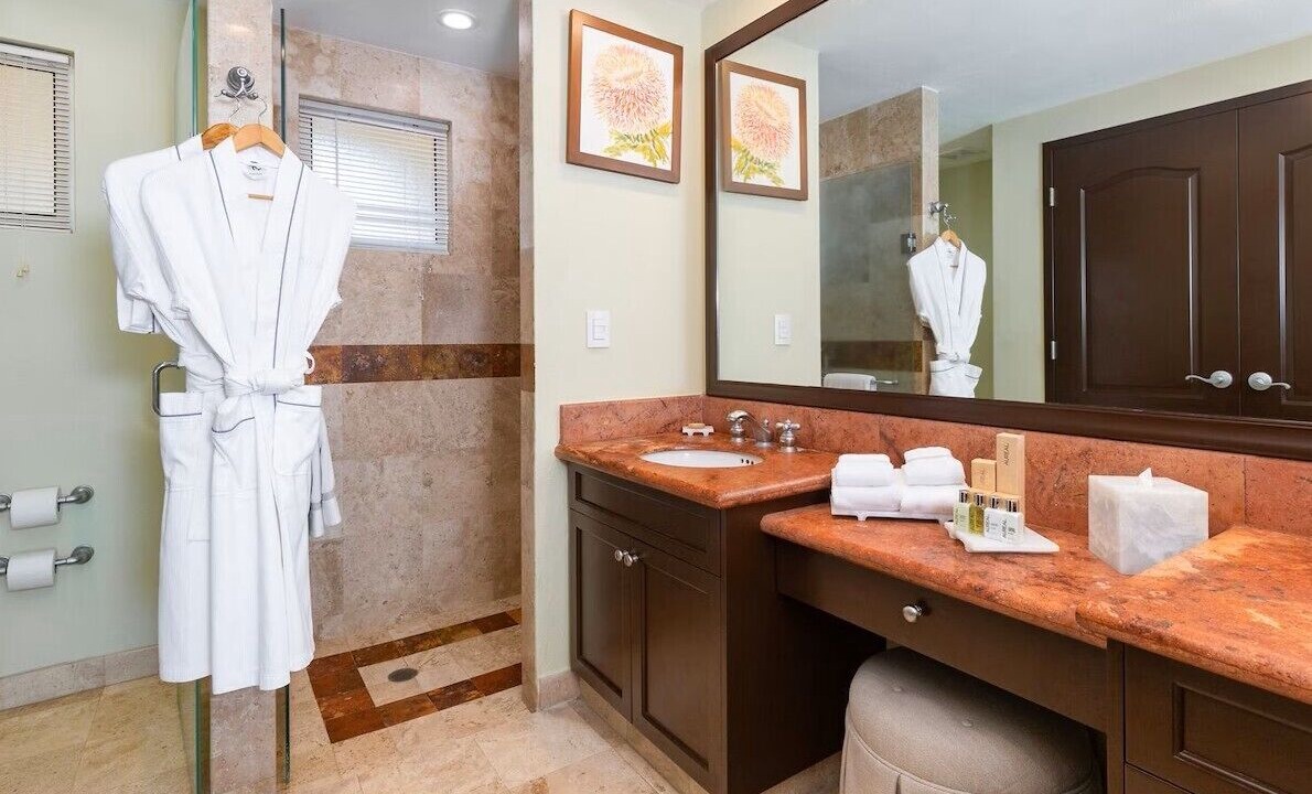 Photo of Bathroom in Flamingos