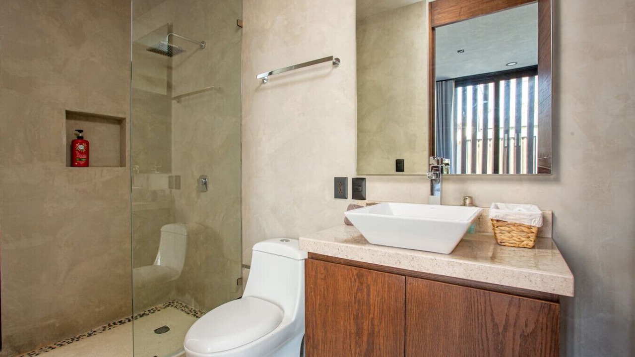 Photo of Bathroom in Zama