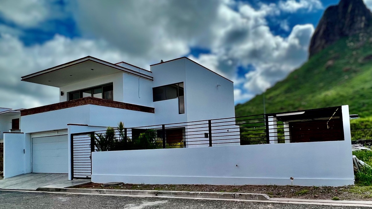 Photo of Outdoor in San Carlos