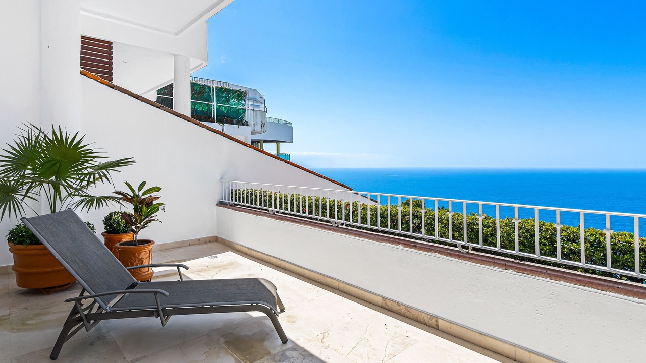 Photo of Patio Balcony in Conchas Chinas
