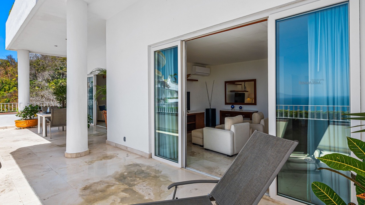 Photo of Patio Balcony in Conchas Chinas