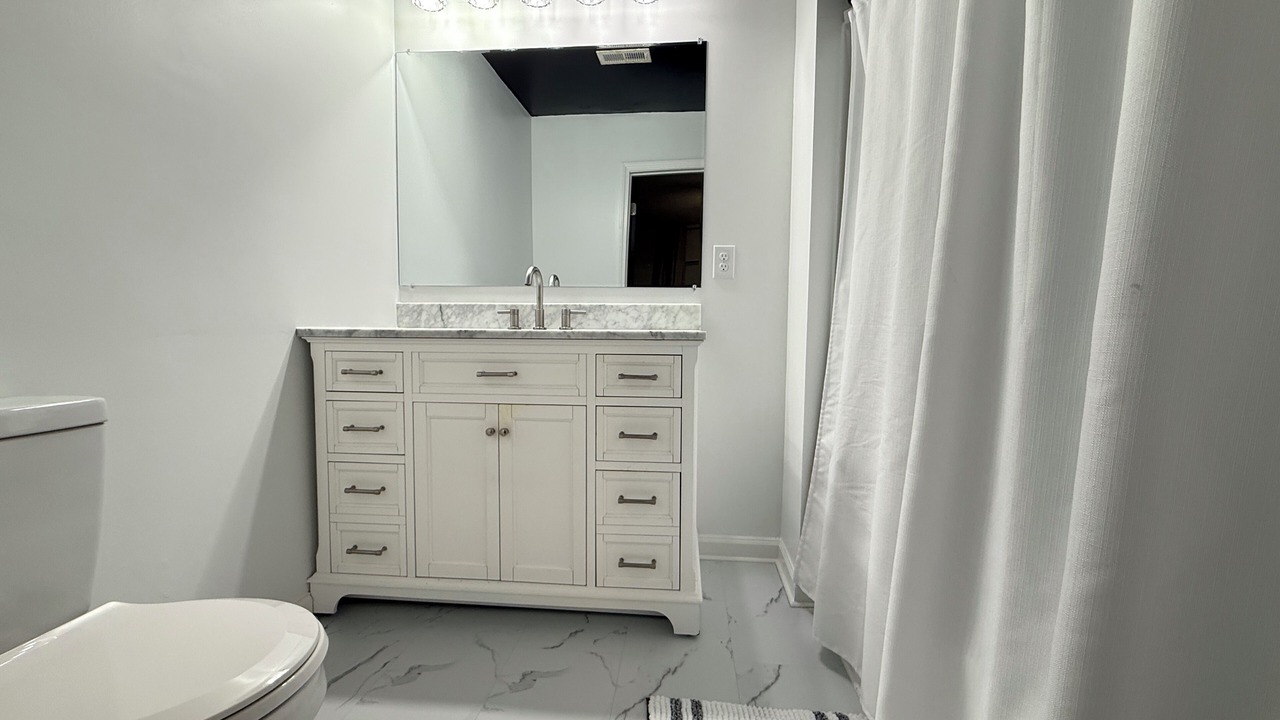 Photo of Bathroom in Dunean
