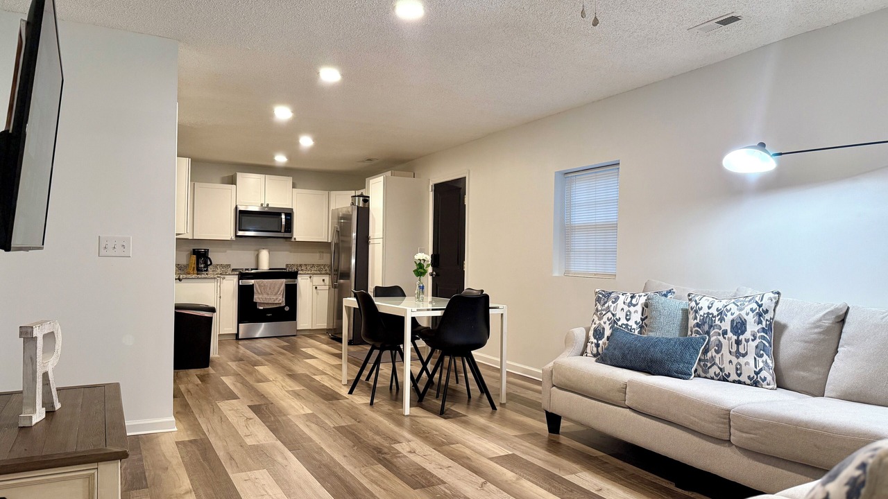 Photo of Livingroom in Dunean