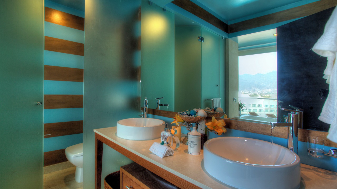 Photo of Bathroom in North Hotel Zone