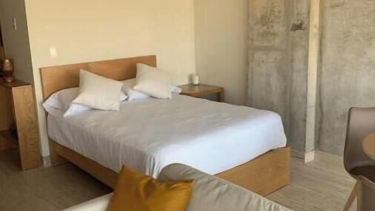 Photo of Bedroom in Anahuac