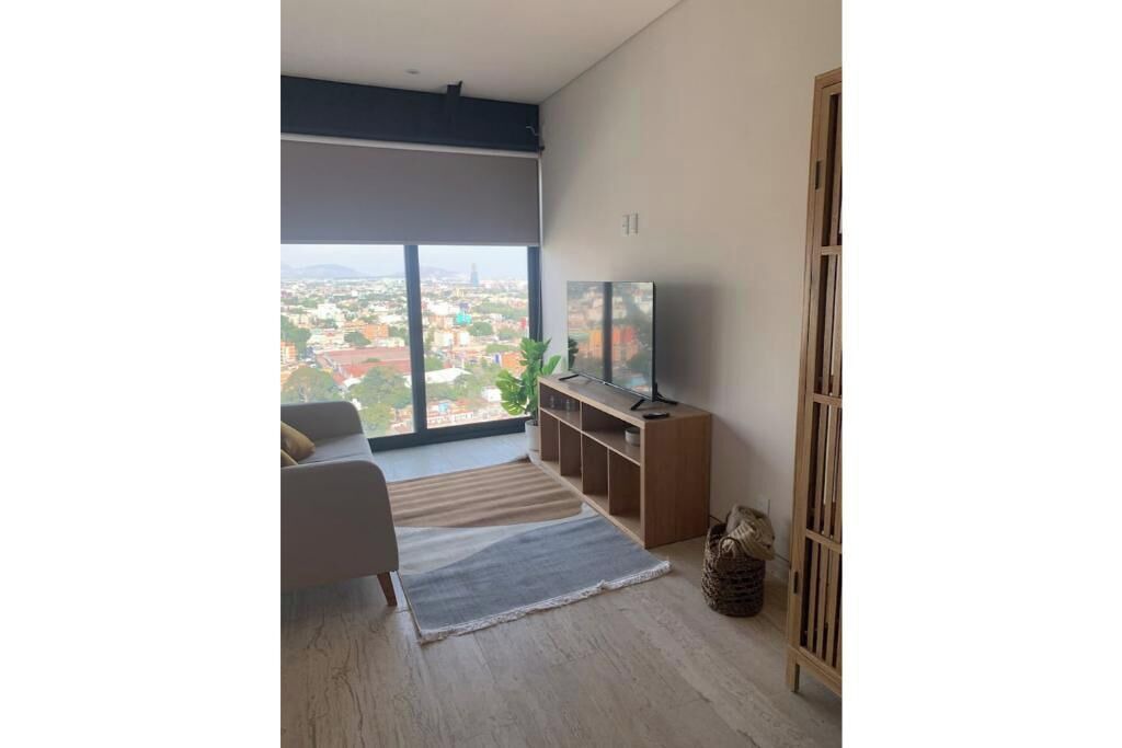 Photo of Livingroom in Anahuac