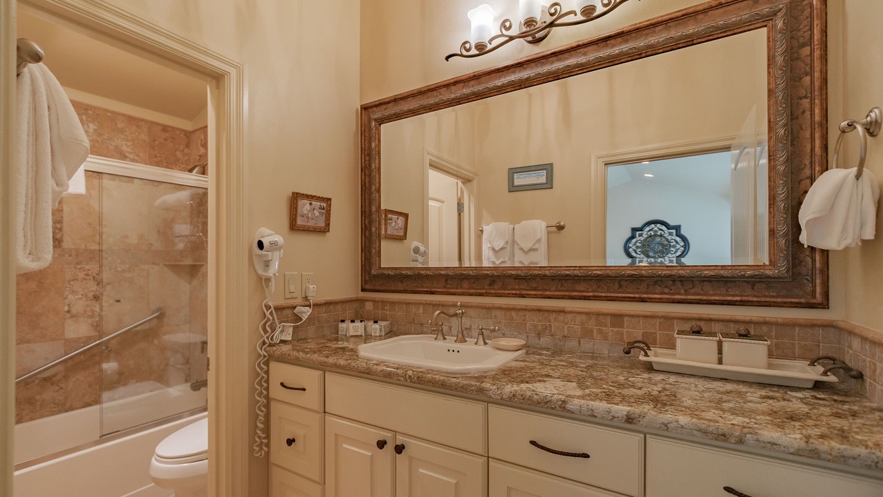Photo of Bathroom in Otter Rock