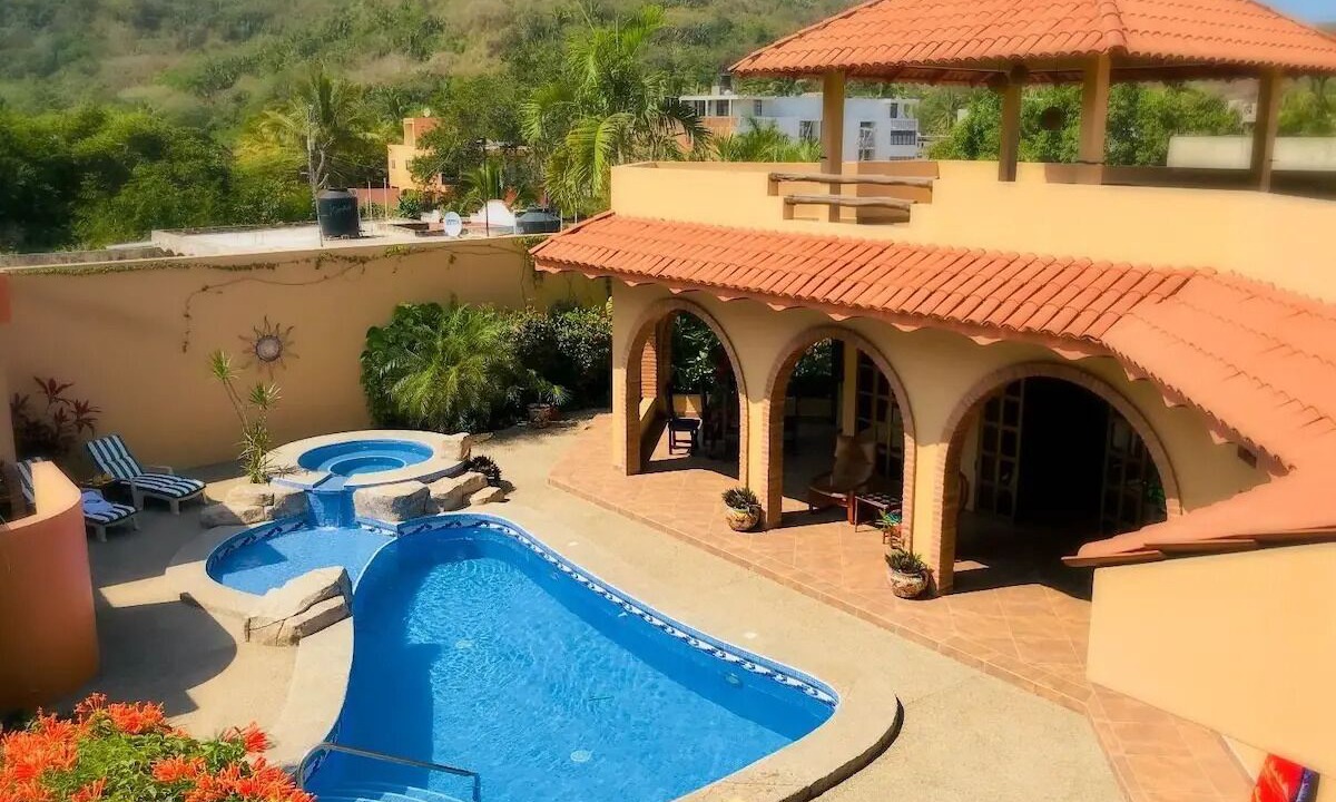 Photo of Outdoor in Los Ayala