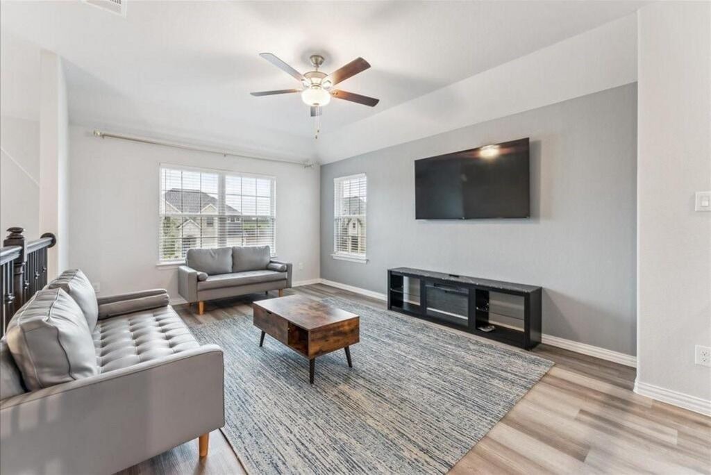 Photo of Livingroom in South Arlington