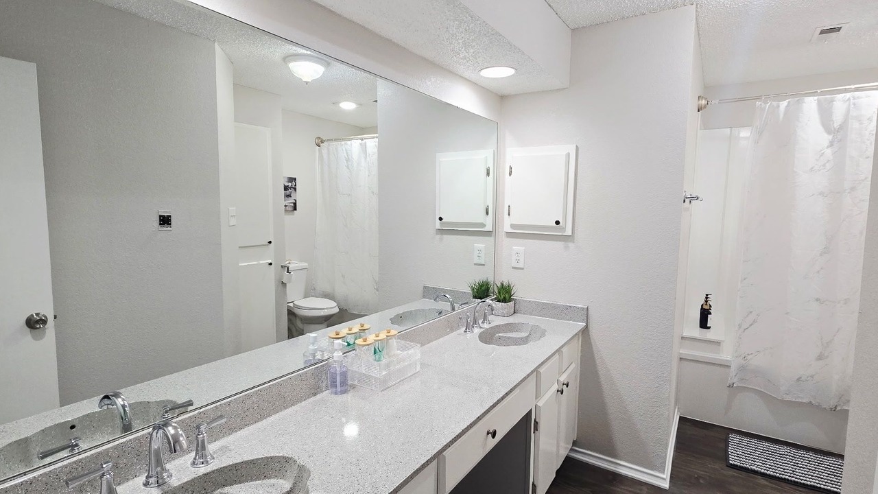 Photo of Bathroom in Arlington