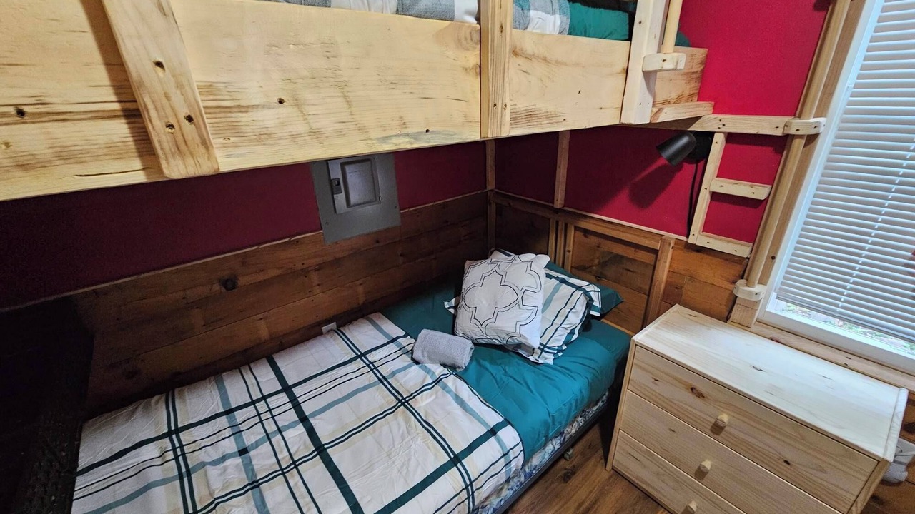 Photo of Bedroom in Smyrna