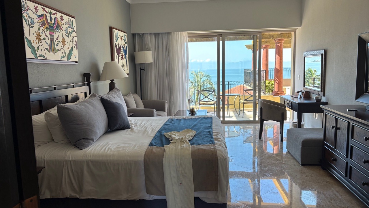 Photo of Bedroom in Flamingos