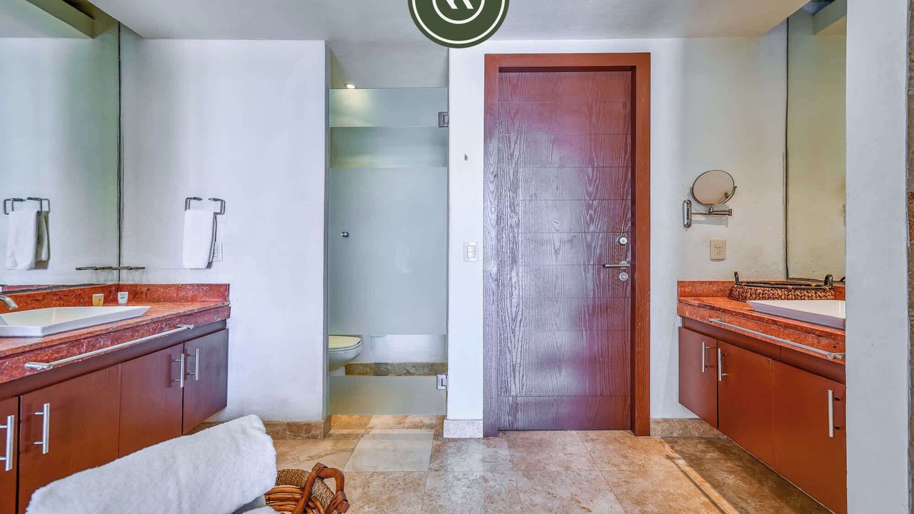 Photo of Bathroom in La Cruz de Huanacaxtle