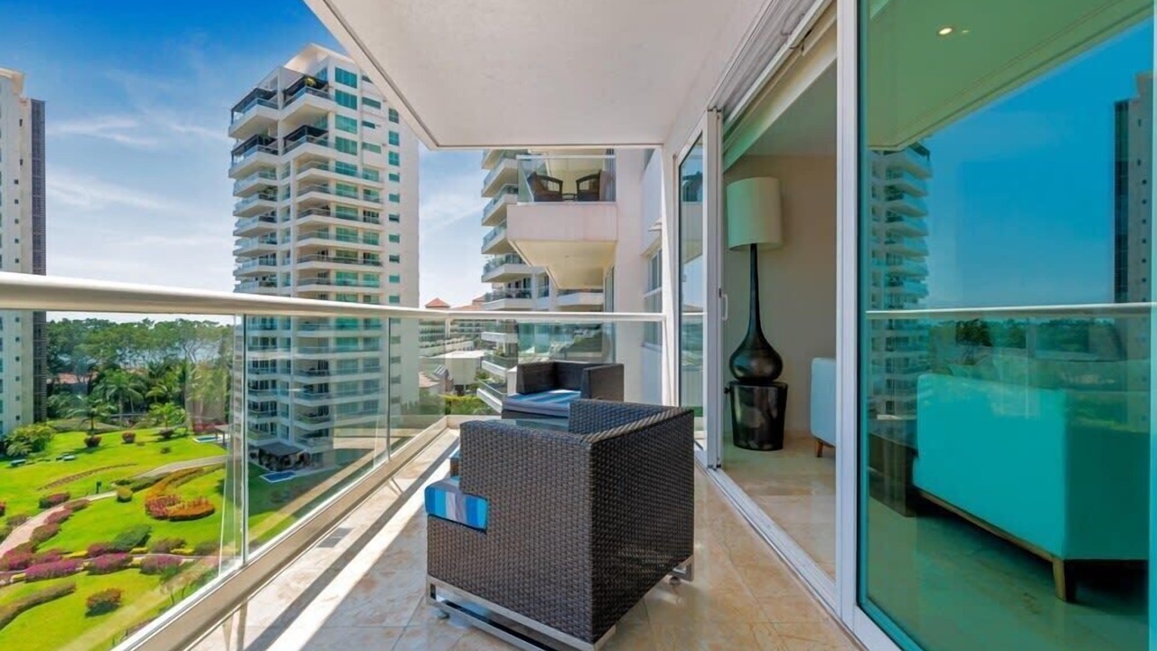 Photo of Patio Balcony in Marina Vallarta