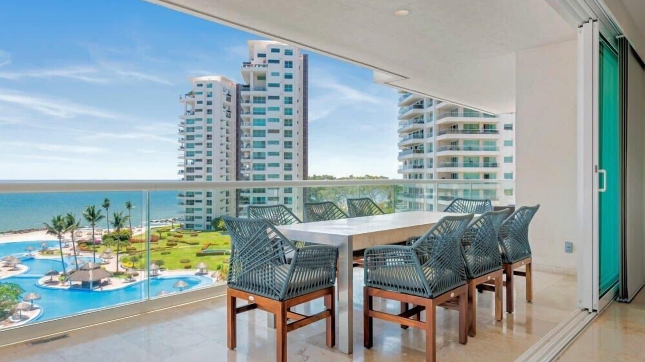 Photo of Patio Balcony in Marina Vallarta