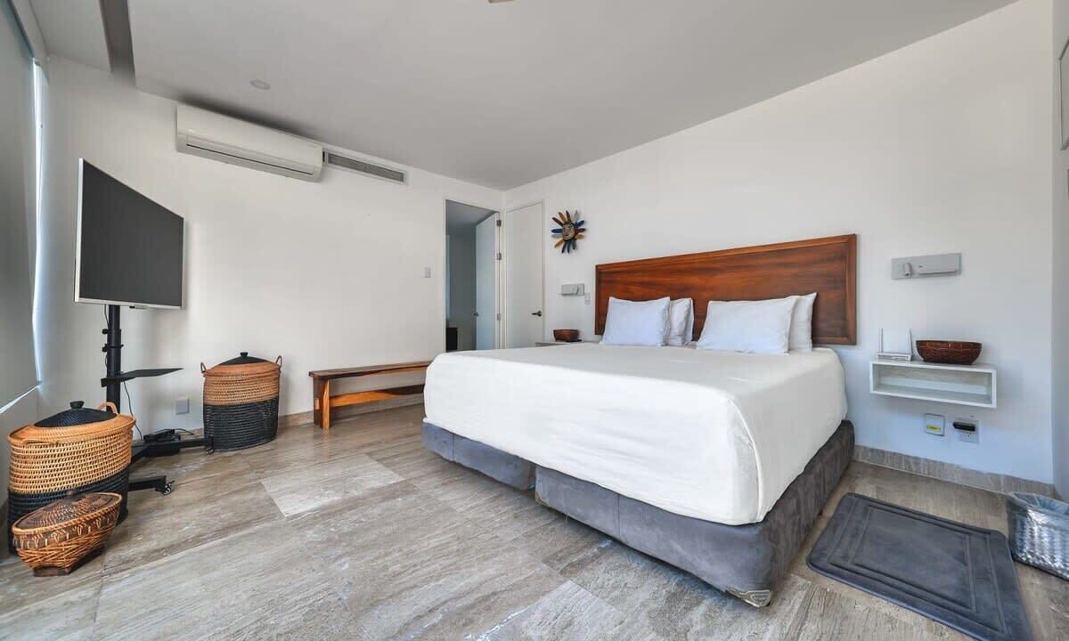 Photo of Bedroom in Romantic Zone