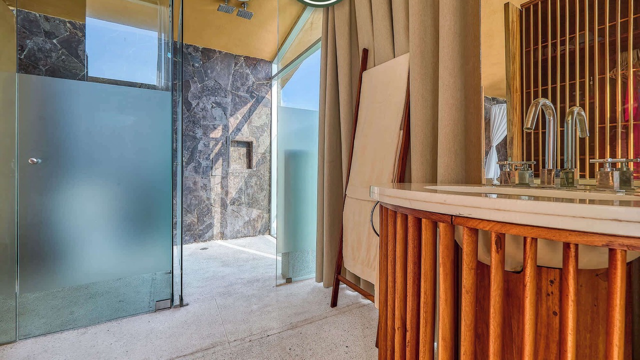 Photo of Bathroom in Chamela