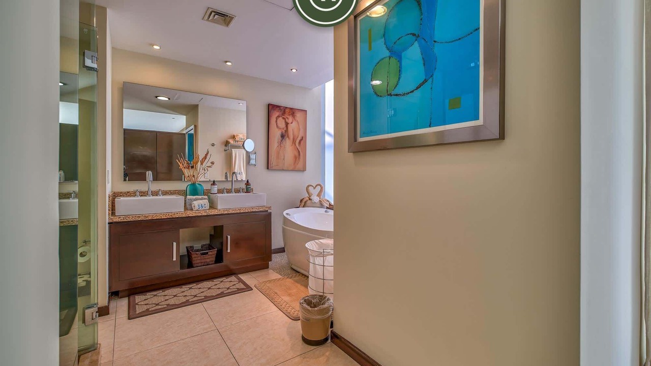 Photo of Bathroom in North Hotel Zone
