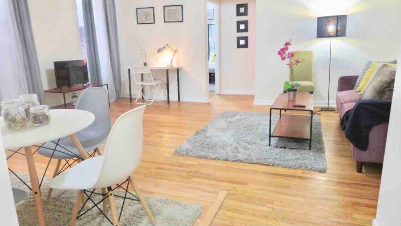 Photo of Livingroom in Gayborhood