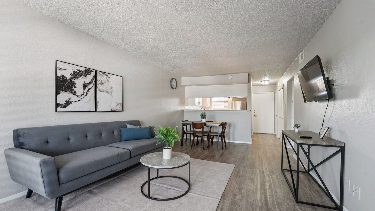 Photo of Livingroom in North Arlington