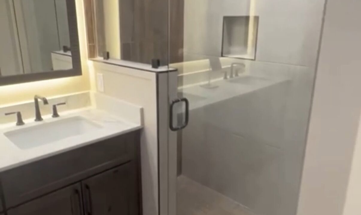 Photo of Bathroom in Gatlinburg