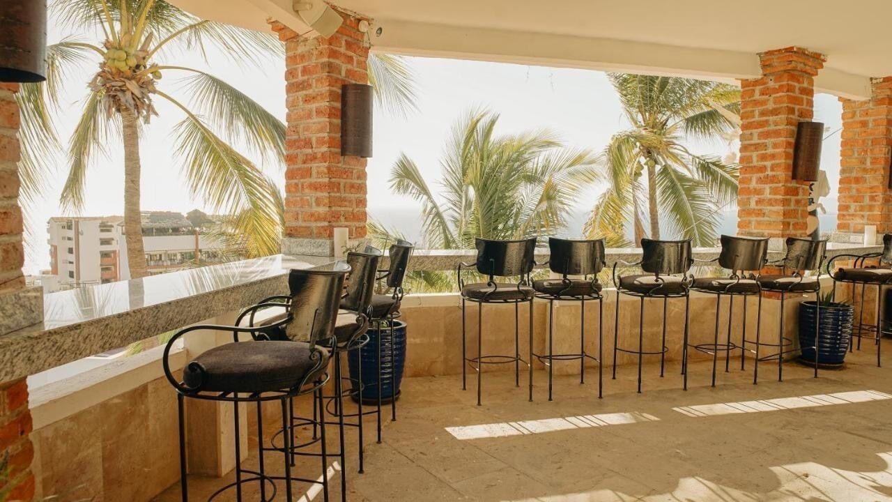 Photo of Outdoor in Romantic Zone