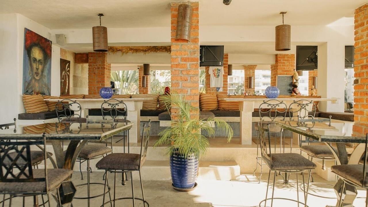Photo of Outdoor in Romantic Zone