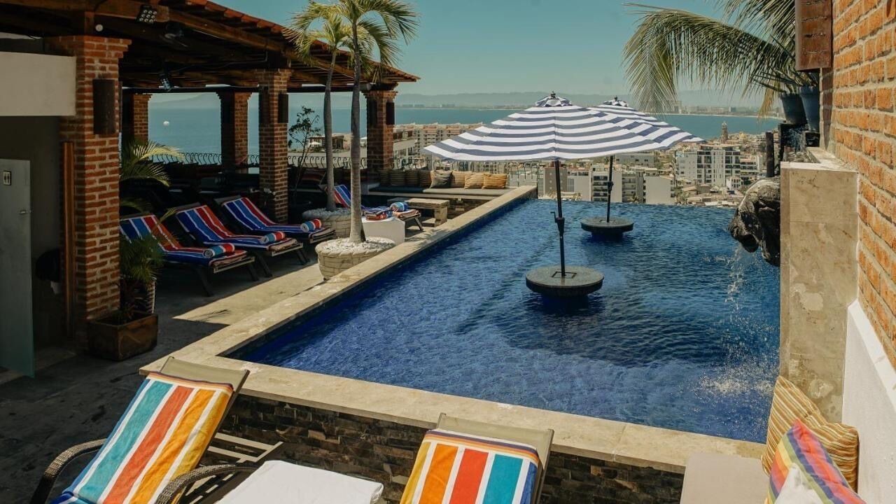 Photo of Outdoor in Romantic Zone