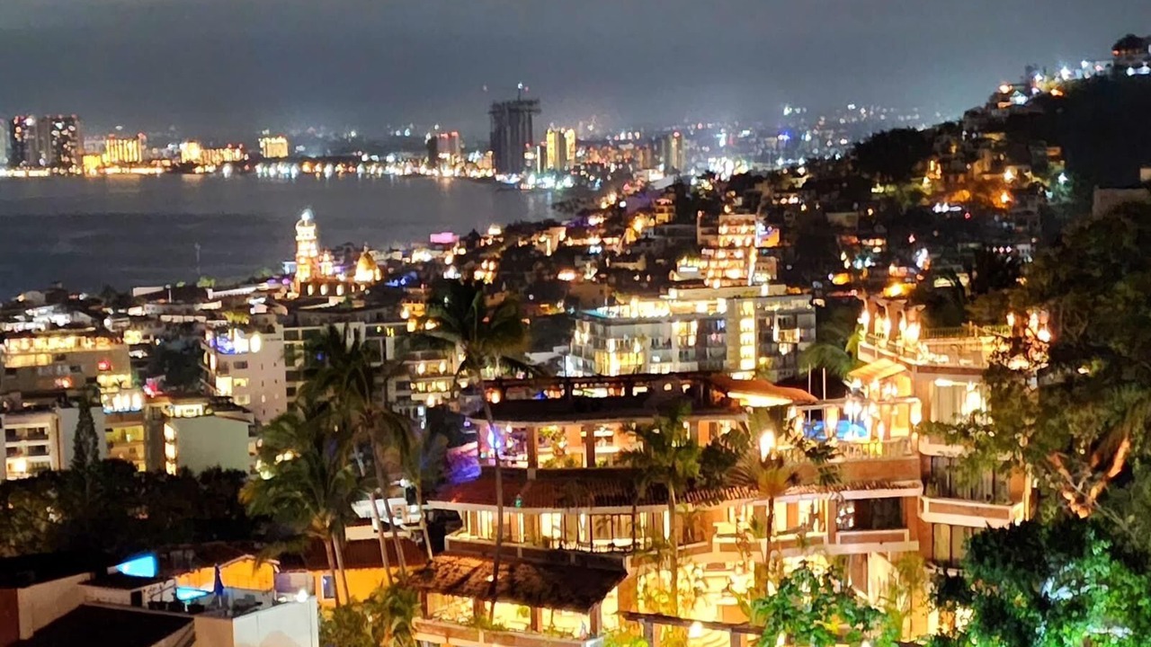 Photo of Outdoor in Romantic Zone