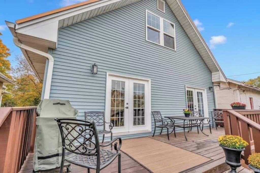 Photo of Outdoor in Evansville