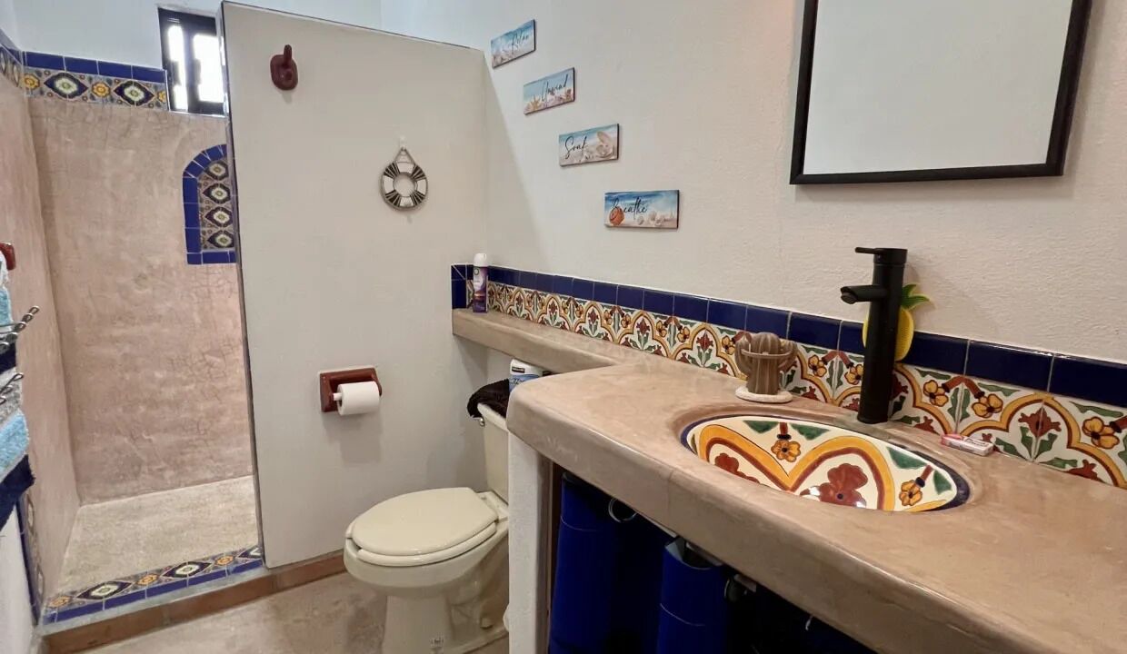 Photo of Bathroom in Los Barriles