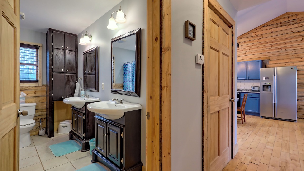 Photo of Bathroom in Epworth