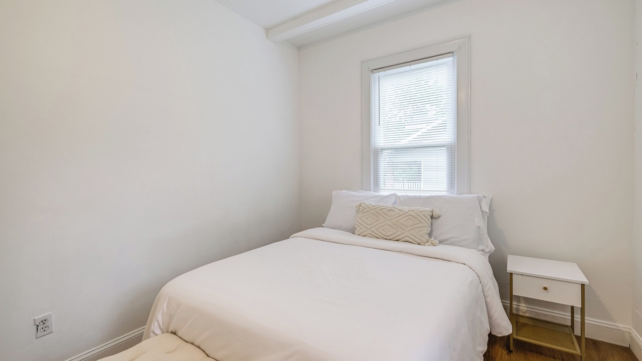 Photo of Bedroom in College Park