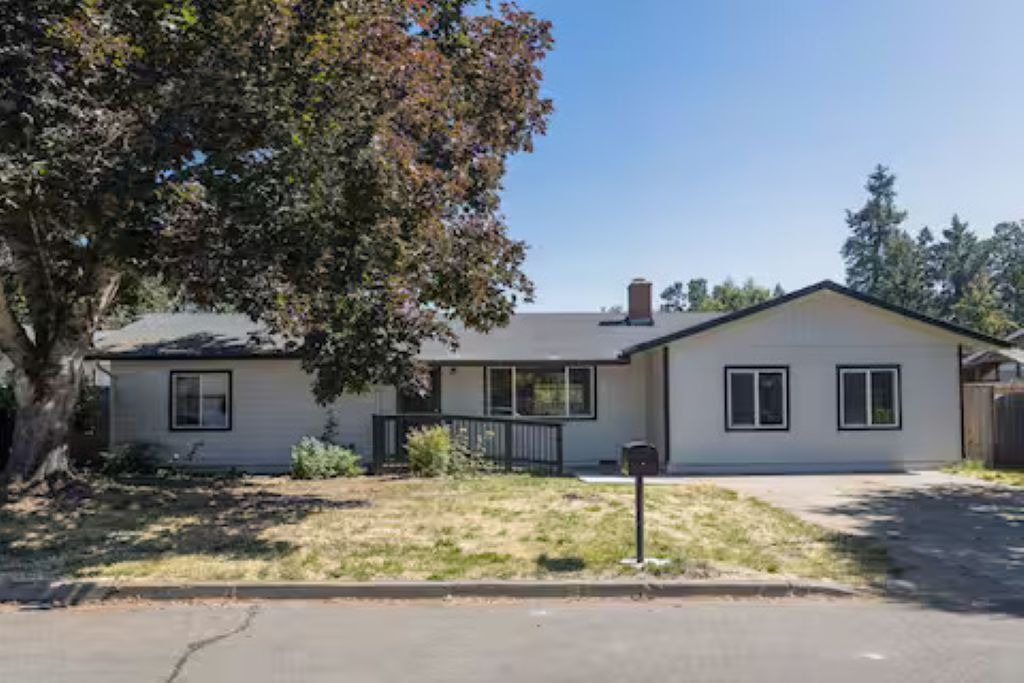 Photo of Outdoor in Woodburn