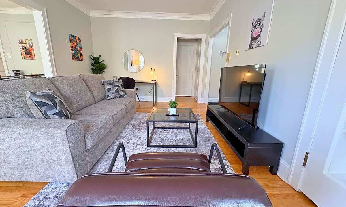 Photo of Livingroom in South Evanston