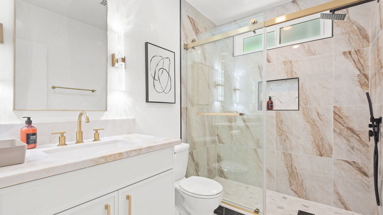 Photo of Bathroom in Alhambra