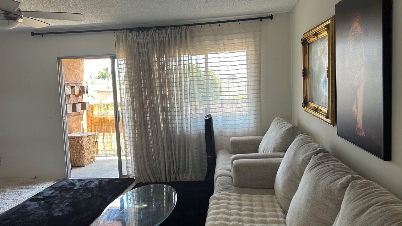 Photo of Livingroom in Huntington Beach
