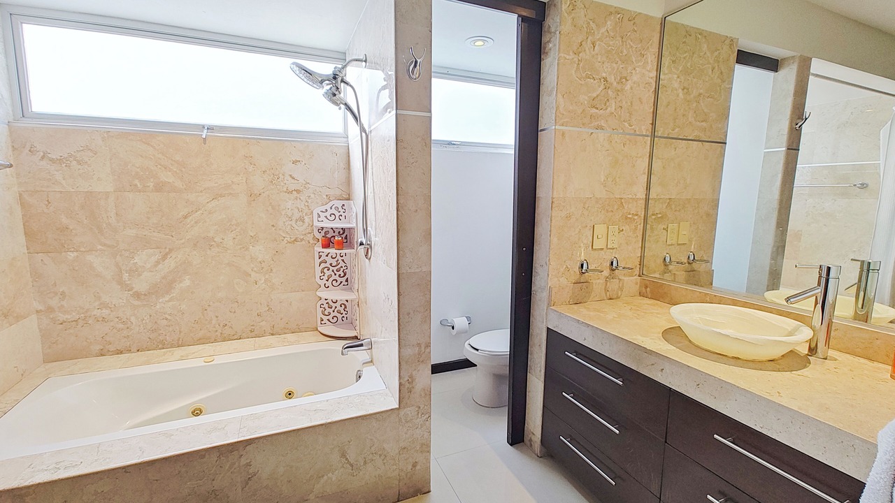 Photo of Bathroom in Providencia